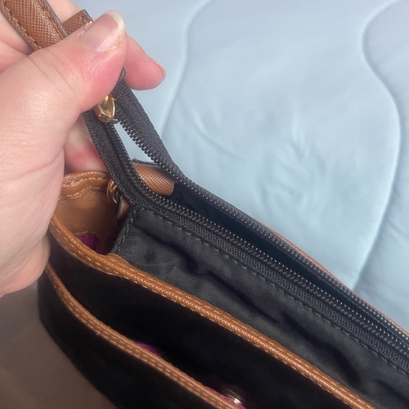 Black Michael Kors Cross-body Bag with Camel Trim - Picture 7 of 10